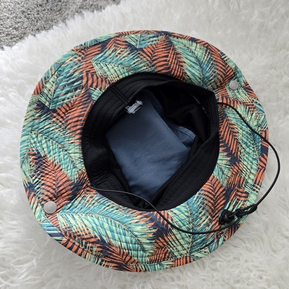 MISSION Hydroactive Cooling Bucket Hat. Cools When Wet (Sea Palm). New. - Picture 4 of 6